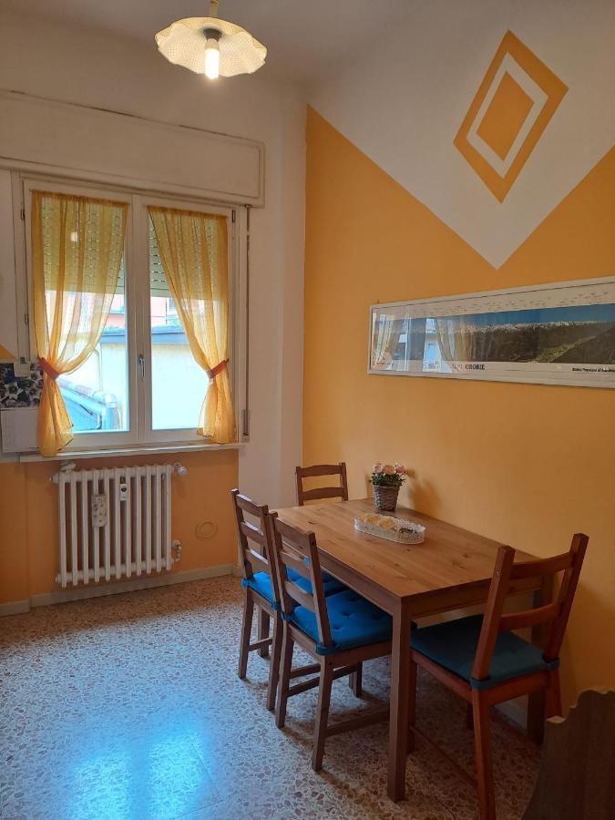 La Casa Di Lucia: Grande Appartamento Con Balcone Брешия Экстерьер фото